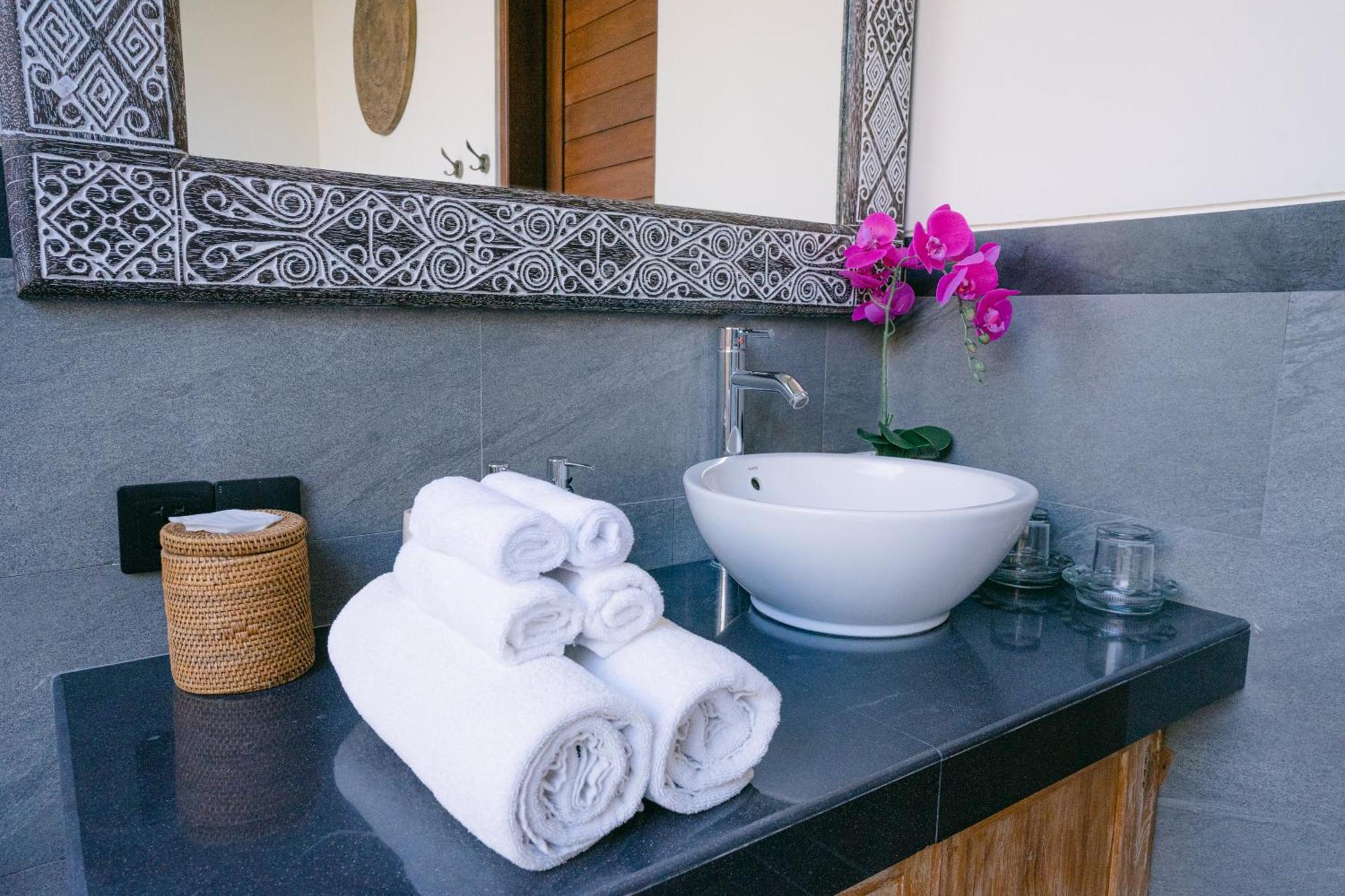 2 Seasons Villa Sun - Luxury With Private Pool Ubud  Exterior photo